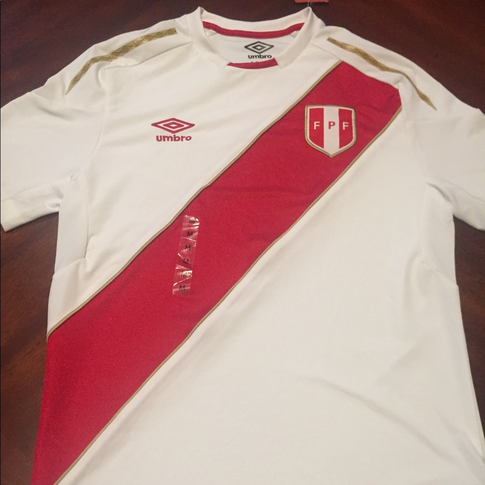 Peru Soccer Jersey 2018 Home- M size